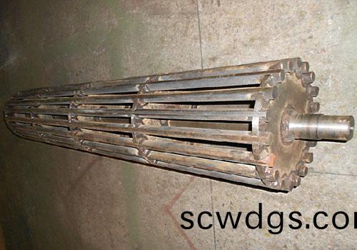 環帶式(shi)抛丸(wan)機(ji)滾(gun)輪(lun)