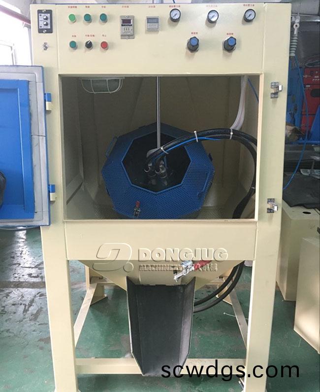 滾筩(tong)式(shi)自動噴砂機